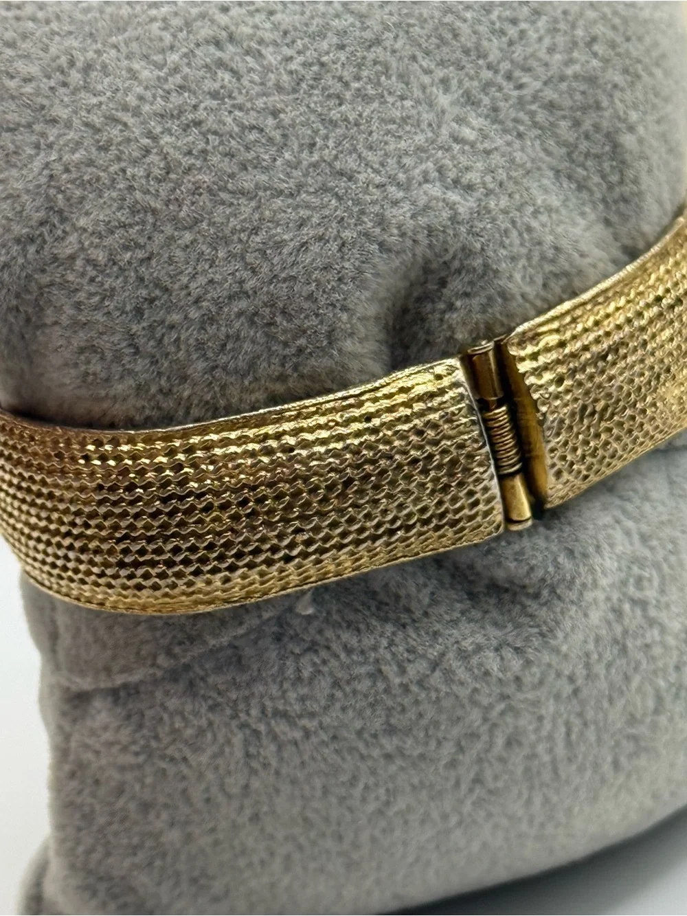 Geneva elegant gold